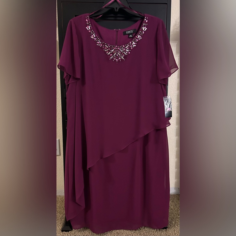 Gorgeous IGNITE EVENINGS Dress - NWT - 16W
